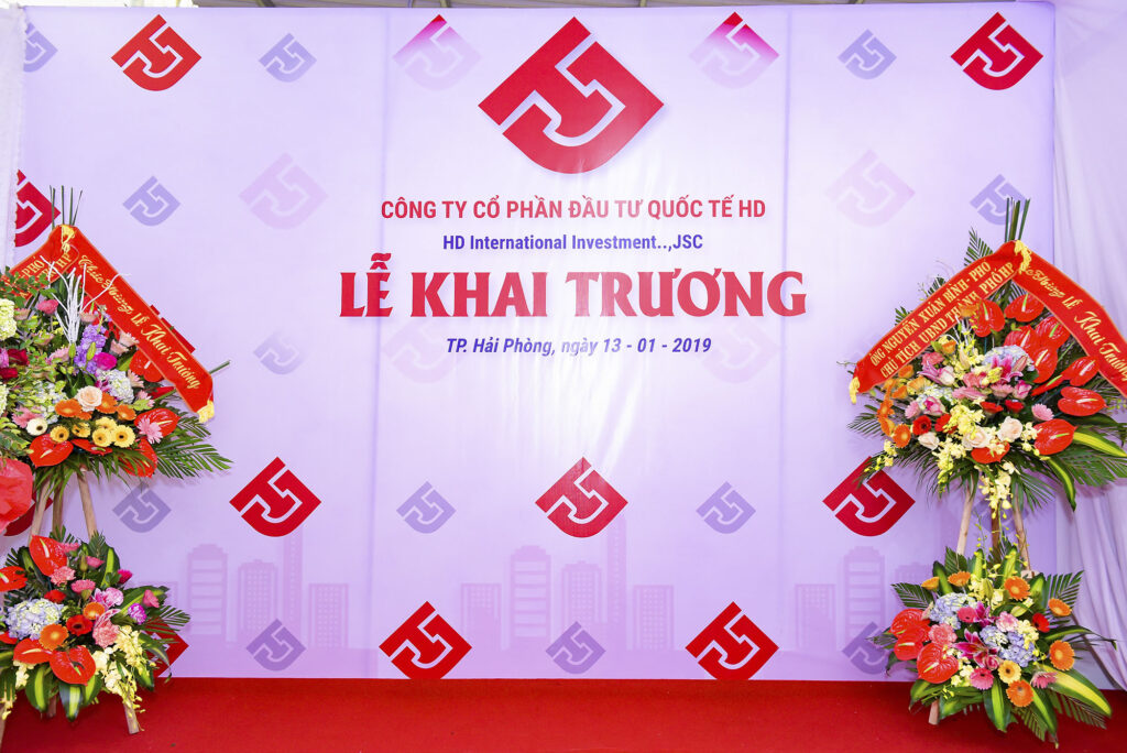 Tổ chức lễ khai trương thành công